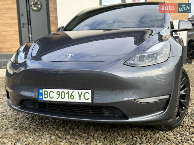 Сірий Тесла Model Y, об'ємом двигуна 0 л та пробігом 28 тис. км за 27900 $, фото 20 на Automoto.ua