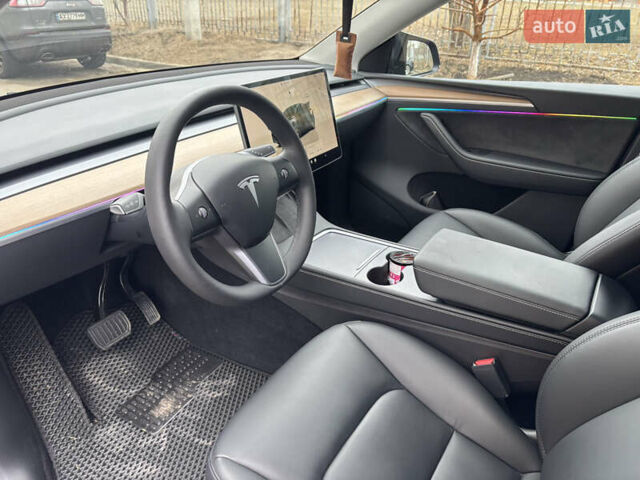 Серый Тесла Model Y, объемом двигателя 0 л и пробегом 20 тыс. км за 27000 $, фото 13 на Automoto.ua