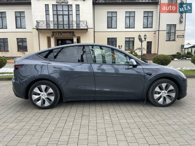 Серый Тесла Model Y, объемом двигателя 0 л и пробегом 35 тыс. км за 29200 $, фото 2 на Automoto.ua