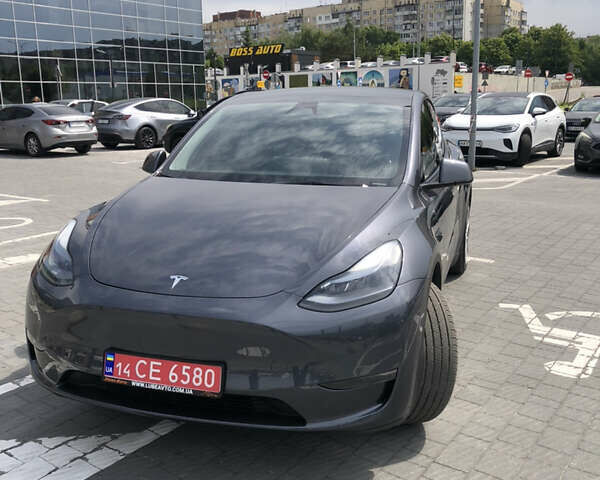 Сірий Тесла Model Y, об'ємом двигуна 0 л та пробігом 26 тис. км за 29000 $, фото 1 на Automoto.ua