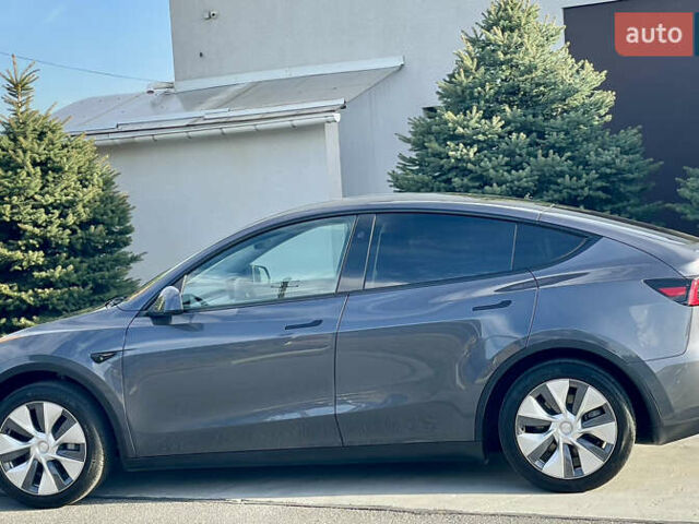 Сірий Тесла Model Y, об'ємом двигуна 0 л та пробігом 21 тис. км за 26300 $, фото 37 на Automoto.ua