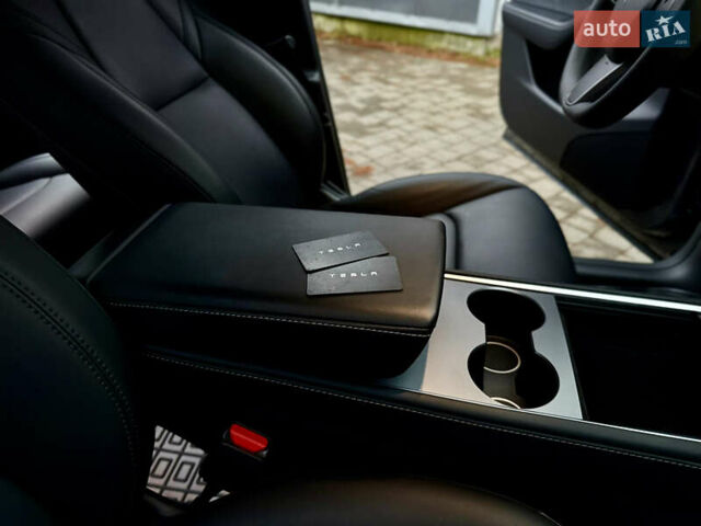Сірий Тесла Model Y, об'ємом двигуна 0 л та пробігом 35 тис. км за 27999 $, фото 65 на Automoto.ua