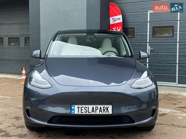 Сірий Тесла Model Y, об'ємом двигуна 0 л та пробігом 39 тис. км за 29500 $, фото 2 на Automoto.ua