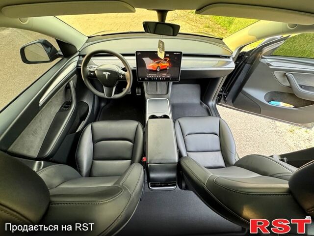 Серый Тесла Model Y, объемом двигателя 0 л и пробегом 8 тыс. км за 34500 $, фото 8 на Automoto.ua