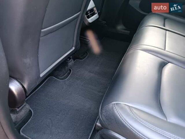 Серый Тесла Model Y, объемом двигателя 0 л и пробегом 43 тыс. км за 33333 $, фото 31 на Automoto.ua