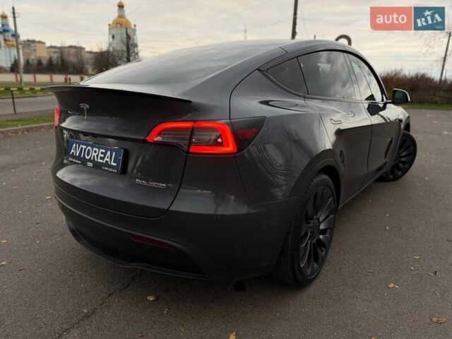 Сірий Тесла Model Y, об'ємом двигуна 0 л та пробігом 70 тис. км за 31500 $, фото 23 на Automoto.ua