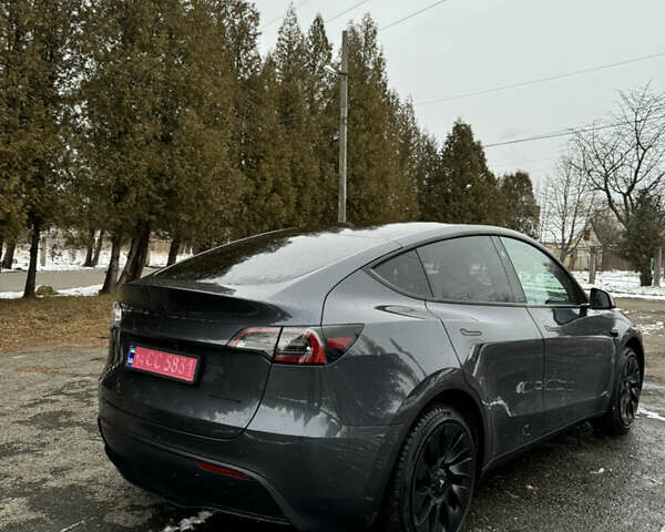 Серый Тесла Model Y, объемом двигателя 0 л и пробегом 28 тыс. км за 28200 $, фото 8 на Automoto.ua