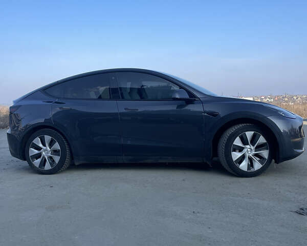 Сірий Тесла Model Y, об'ємом двигуна 0 л та пробігом 43 тис. км за 28500 $, фото 68 на Automoto.ua