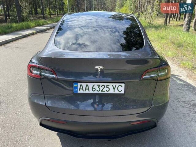 Серый Тесла Model Y, объемом двигателя 0 л и пробегом 42 тыс. км за 27500 $, фото 25 на Automoto.ua