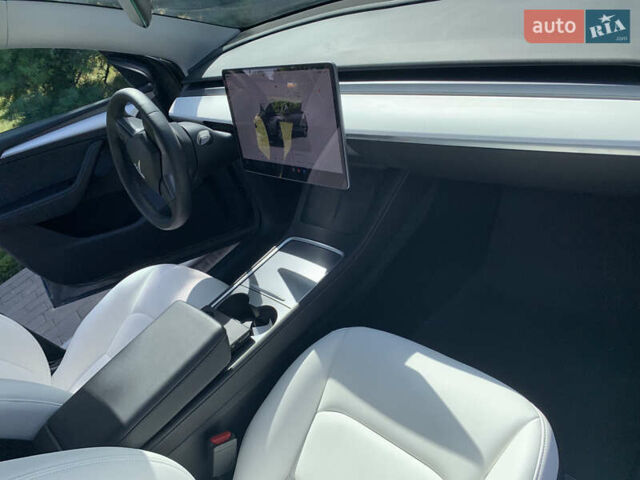 Сірий Тесла Model Y, об'ємом двигуна 0 л та пробігом 31 тис. км за 24800 $, фото 42 на Automoto.ua