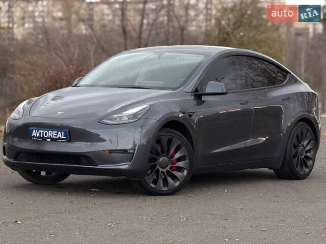 Сірий Тесла Model Y, об'ємом двигуна 0 л та пробігом 70 тис. км за 31500 $, фото 1 на Automoto.ua