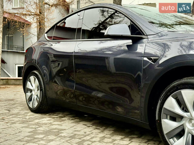 Сірий Тесла Model Y, об'ємом двигуна 0 л та пробігом 35 тис. км за 27999 $, фото 20 на Automoto.ua