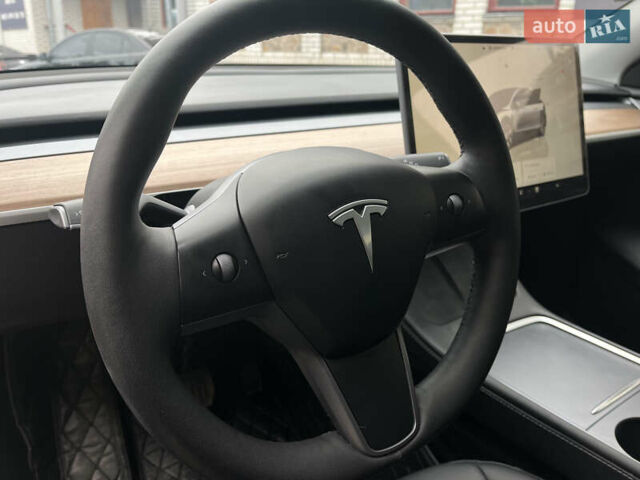 Серый Тесла Model Y, объемом двигателя 0 л и пробегом 10 тыс. км за 41000 $, фото 13 на Automoto.ua