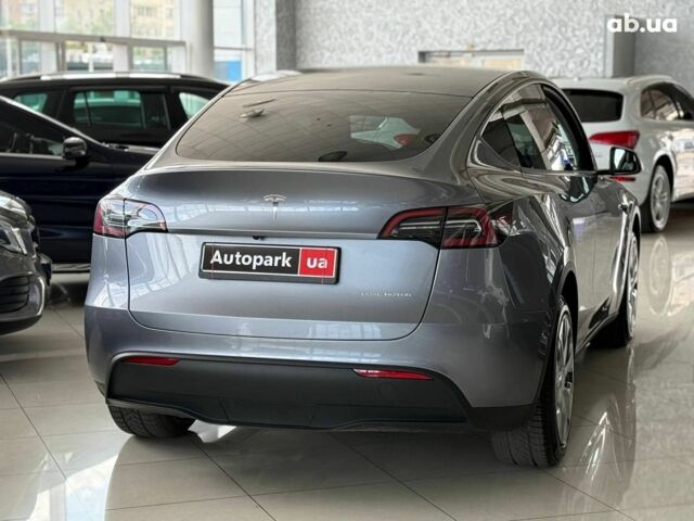 Сірий Тесла Model Y, об'ємом двигуна 0 л та пробігом 4 тис. км за 32990 $, фото 4 на Automoto.ua