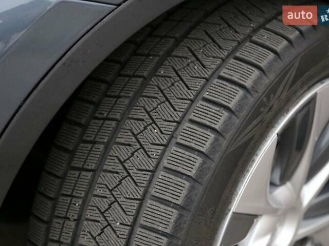 Серый Тесла Model Y, объемом двигателя 0 л и пробегом 50 тыс. км за 33900 $, фото 29 на Automoto.ua