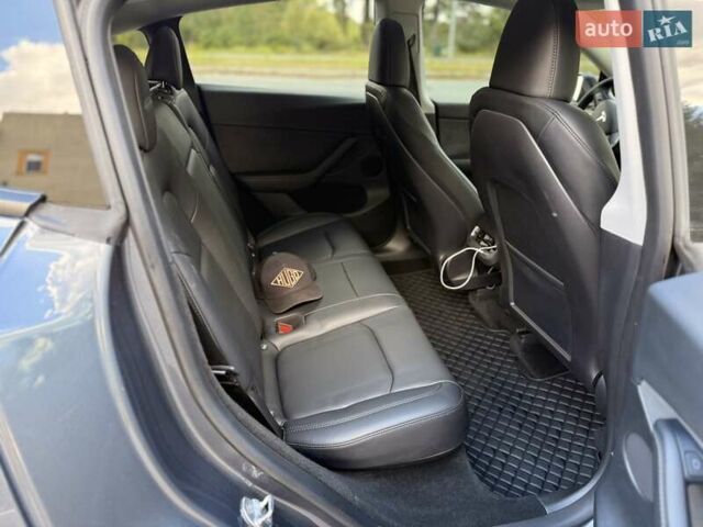 Серый Тесла Model Y, объемом двигателя 0 л и пробегом 71 тыс. км за 29000 $, фото 12 на Automoto.ua