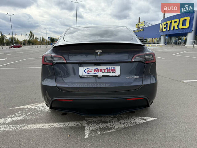 Серый Тесла Model Y, объемом двигателя 0 л и пробегом 71 тыс. км за 28900 $, фото 3 на Automoto.ua