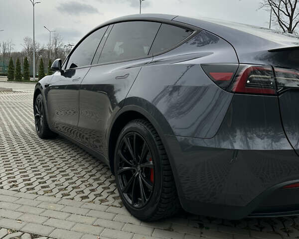 Серый Тесла Model Y, объемом двигателя 0 л и пробегом 22 тыс. км за 32000 $, фото 33 на Automoto.ua