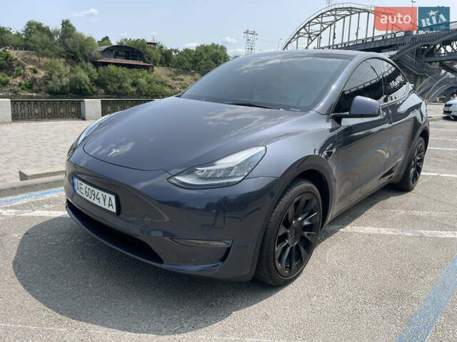 Серый Тесла Model Y, объемом двигателя 0 л и пробегом 24 тыс. км за 30500 $, фото 7 на Automoto.ua