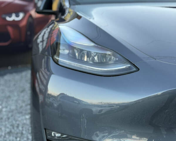 Сірий Тесла Model Y, об'ємом двигуна 0 л та пробігом 68 тис. км за 24499 $, фото 3 на Automoto.ua