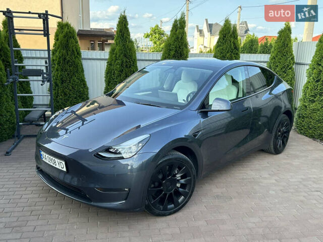 Серый Тесла Model Y, объемом двигателя 0 л и пробегом 55 тыс. км за 29500 $, фото 31 на Automoto.ua