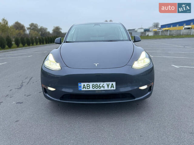 Серый Тесла Model Y, объемом двигателя 0 л и пробегом 32 тыс. км за 24900 $, фото 10 на Automoto.ua