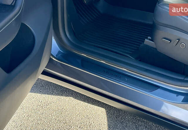 Сірий Тесла Model Y, об'ємом двигуна 0 л та пробігом 21 тис. км за 24700 $, фото 21 на Automoto.ua