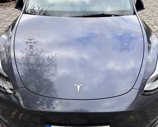 Тесла Model Y 2023 в Ровно на Automoto.ua Серый Тесла Model Y, объемом двигателя 0 л и пробегом 30 тыс. км за 30000 $, фото 32 на Automoto.ua
