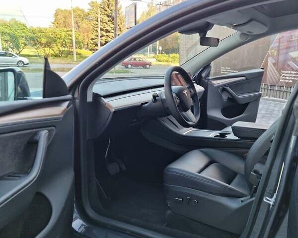 Сірий Тесла Model Y, об'ємом двигуна 0 л та пробігом 29 тис. км за 33999 $, фото 19 на Automoto.ua