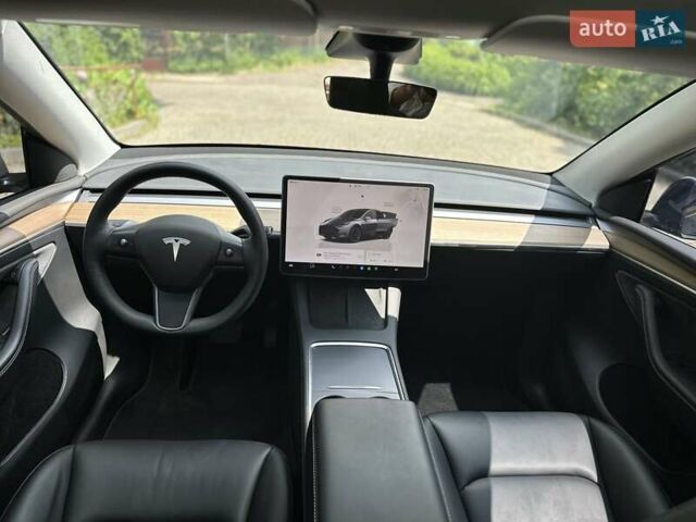 Серый Тесла Model Y, объемом двигателя 0 л и пробегом 55 тыс. км за 25100 $, фото 38 на Automoto.ua