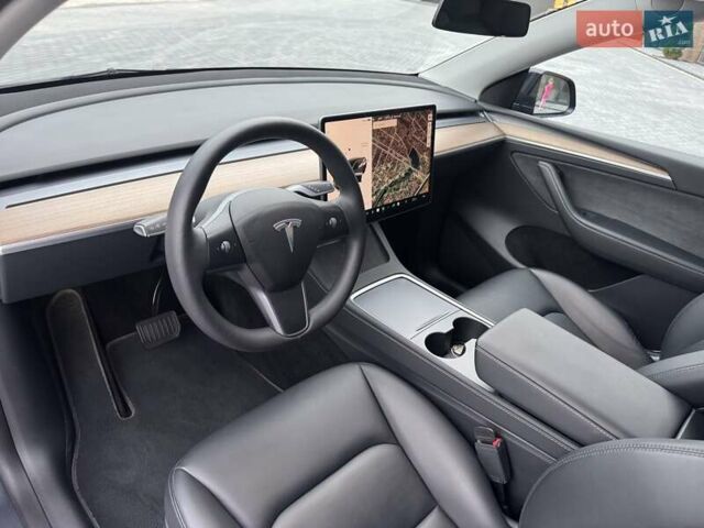 Сірий Тесла Model Y, об'ємом двигуна 0 л та пробігом 17 тис. км за 35999 $, фото 48 на Automoto.ua