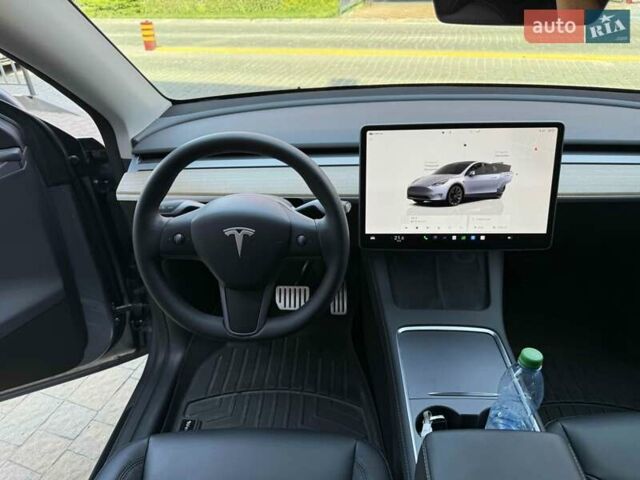 Серый Тесла Model Y, объемом двигателя 0 л и пробегом 20 тыс. км за 42900 $, фото 41 на Automoto.ua