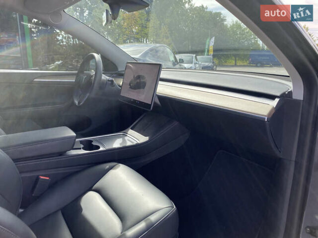 Сірий Тесла Model Y, об'ємом двигуна 0 л та пробігом 116 тис. км за 33000 $, фото 13 на Automoto.ua