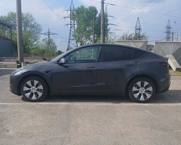 Сірий Тесла Model Y, об'ємом двигуна 0 л та пробігом 49 тис. км за 27450 $, фото 5 на Automoto.ua