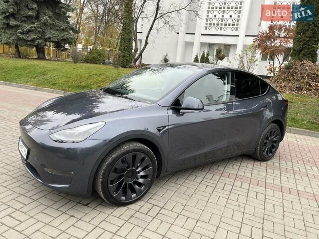Серый Тесла Model Y, объемом двигателя 0 л и пробегом 60 тыс. км за 29000 $, фото 12 на Automoto.ua