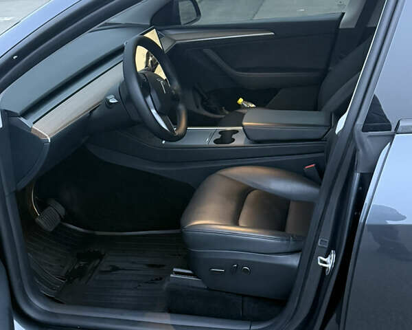 Сірий Тесла Model Y, об'ємом двигуна 0 л та пробігом 34 тис. км за 35000 $, фото 15 на Automoto.ua