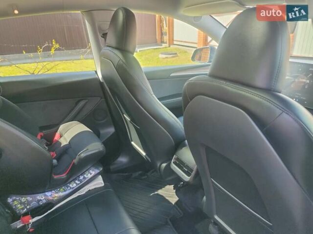 Серый Тесла Model Y, объемом двигателя 0 л и пробегом 30 тыс. км за 32350 $, фото 51 на Automoto.ua