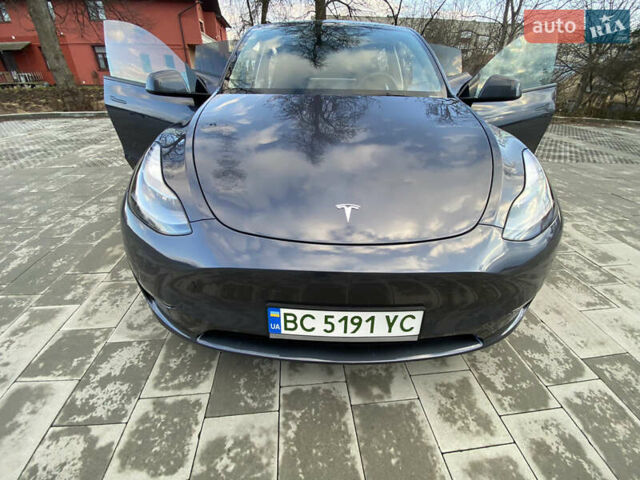 Серый Тесла Model Y, объемом двигателя 0 л и пробегом 8 тыс. км за 27888 $, фото 59 на Automoto.ua