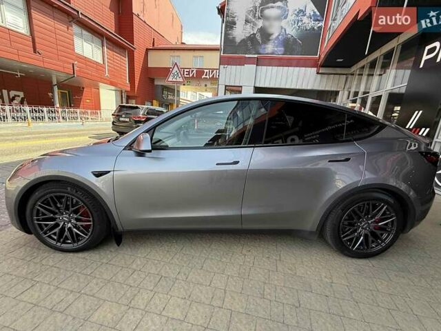 Серый Тесла Model Y, объемом двигателя 0 л и пробегом 20 тыс. км за 42900 $, фото 8 на Automoto.ua