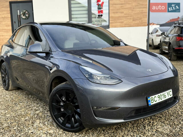 Сірий Тесла Model Y, об'ємом двигуна 0 л та пробігом 28 тис. км за 27900 $, фото 8 на Automoto.ua