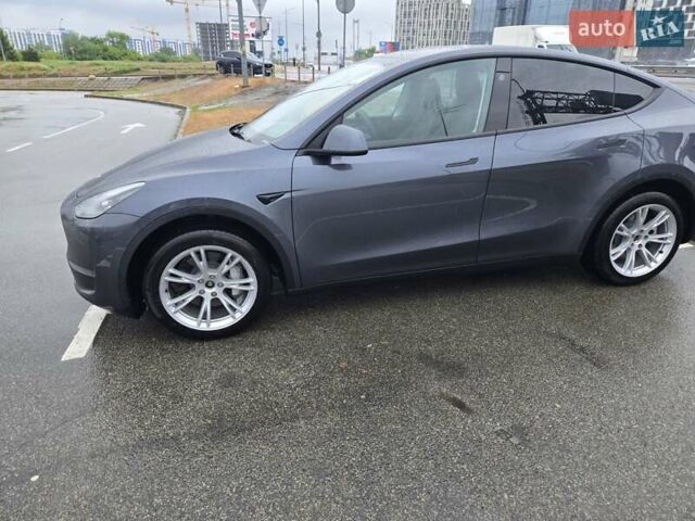 Сірий Тесла Model Y, об'ємом двигуна 0 л та пробігом 4 тис. км за 28700 $, фото 3 на Automoto.ua