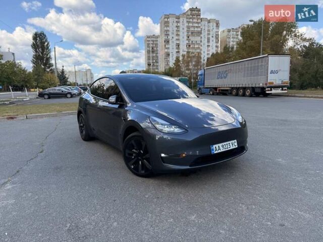 Серый Тесла Model Y, объемом двигателя 0 л и пробегом 71 тыс. км за 29000 $, фото 2 на Automoto.ua