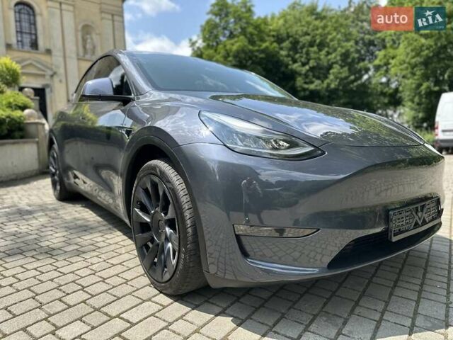 Серый Тесла Model Y, объемом двигателя 0 л и пробегом 55 тыс. км за 25100 $, фото 6 на Automoto.ua