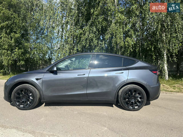 Сірий Тесла Model Y, об'ємом двигуна 0 л та пробігом 32 тис. км за 24700 $, фото 3 на Automoto.ua