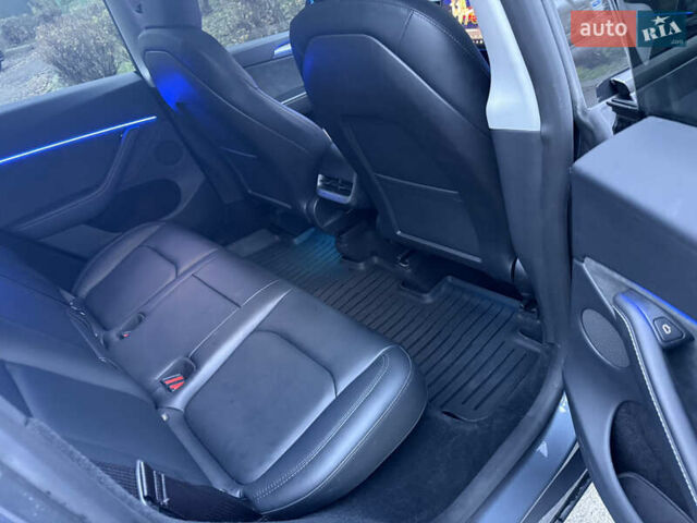 Сірий Тесла Model Y, об'ємом двигуна 0 л та пробігом 15 тис. км за 33000 $, фото 8 на Automoto.ua