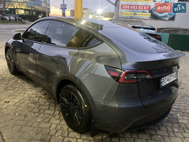 Серый Тесла Model Y, объемом двигателя 0 л и пробегом 9 тыс. км за 29300 $, фото 8 на Automoto.ua