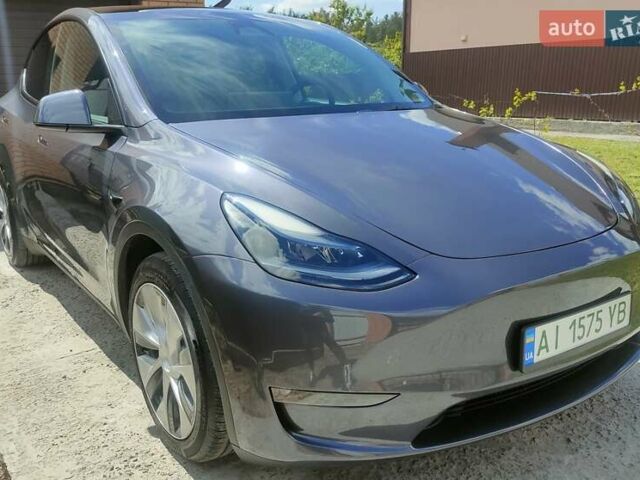 Серый Тесла Model Y, объемом двигателя 0 л и пробегом 30 тыс. км за 32350 $, фото 13 на Automoto.ua