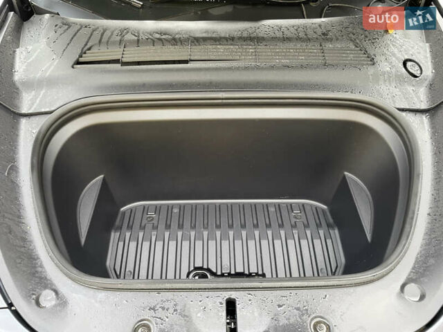 Сірий Тесла Model Y, об'ємом двигуна 0 л та пробігом 9 тис. км за 28500 $, фото 62 на Automoto.ua