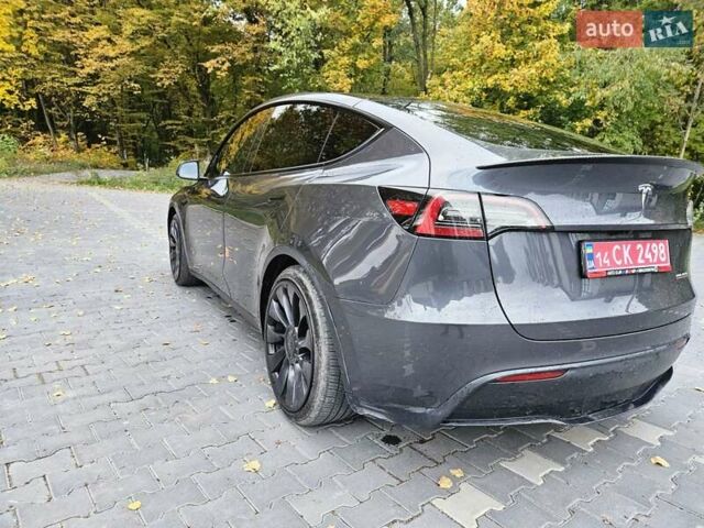 Серый Тесла Model Y, объемом двигателя 0 л и пробегом 32 тыс. км за 29500 $, фото 8 на Automoto.ua