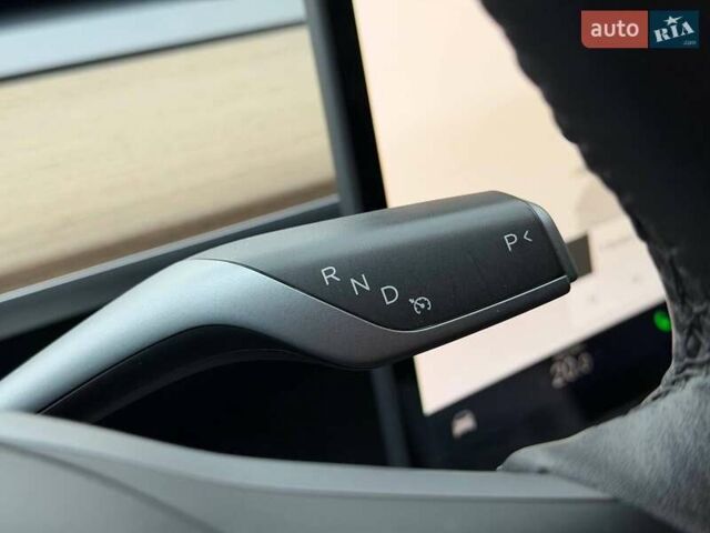 Сірий Тесла Model Y, об'ємом двигуна 0 л та пробігом 70 тис. км за 31500 $, фото 48 на Automoto.ua